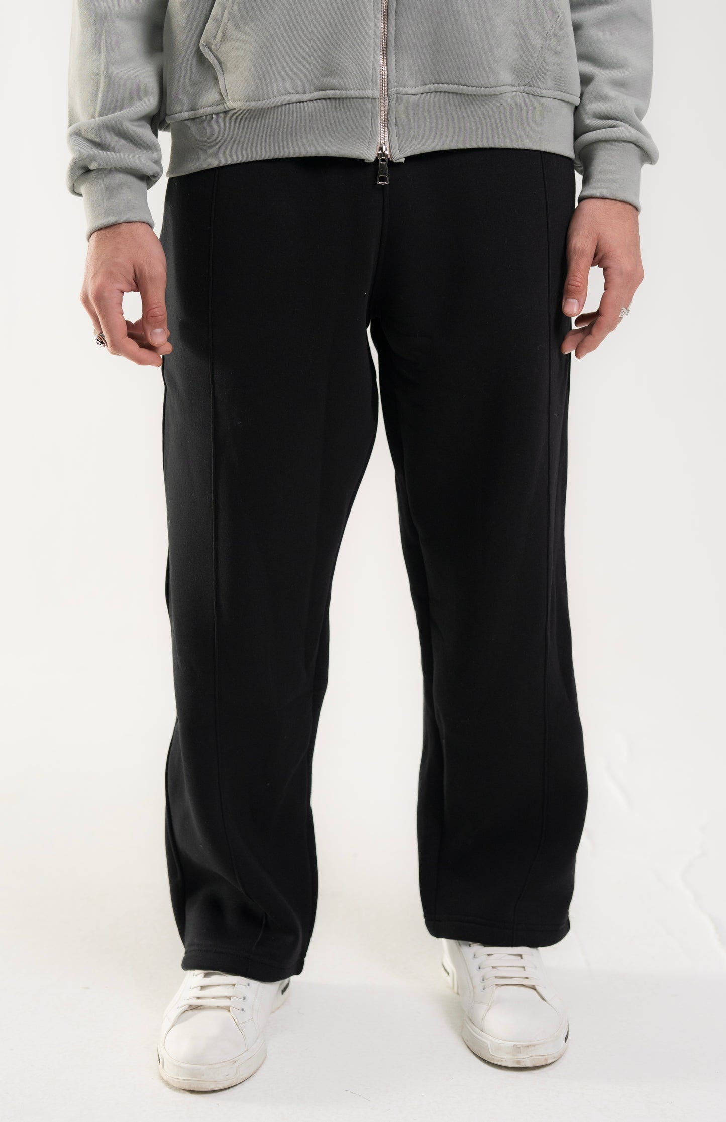 Uni-Sex Black Wide Leg Basic Sweatpants.